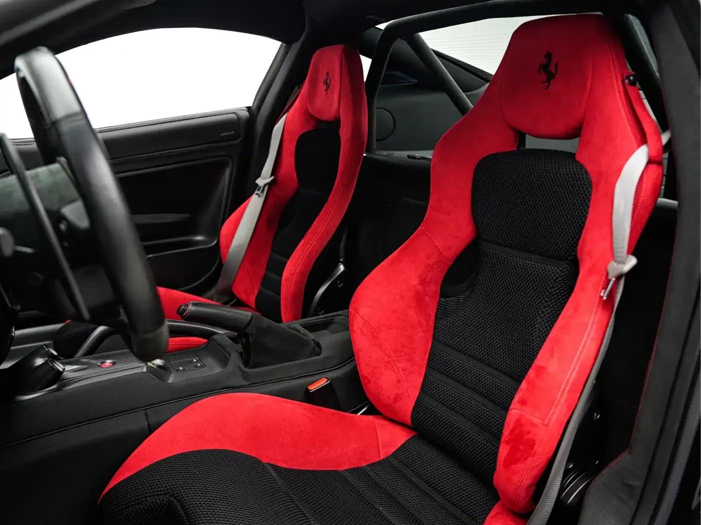 Ferrari 599 2011 GTO — миниатюра 15