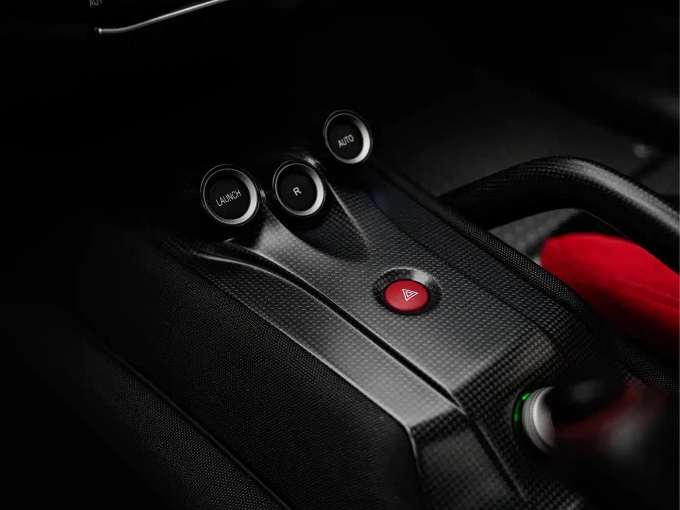Ferrari 599 2011 GTO — миниатюра 18