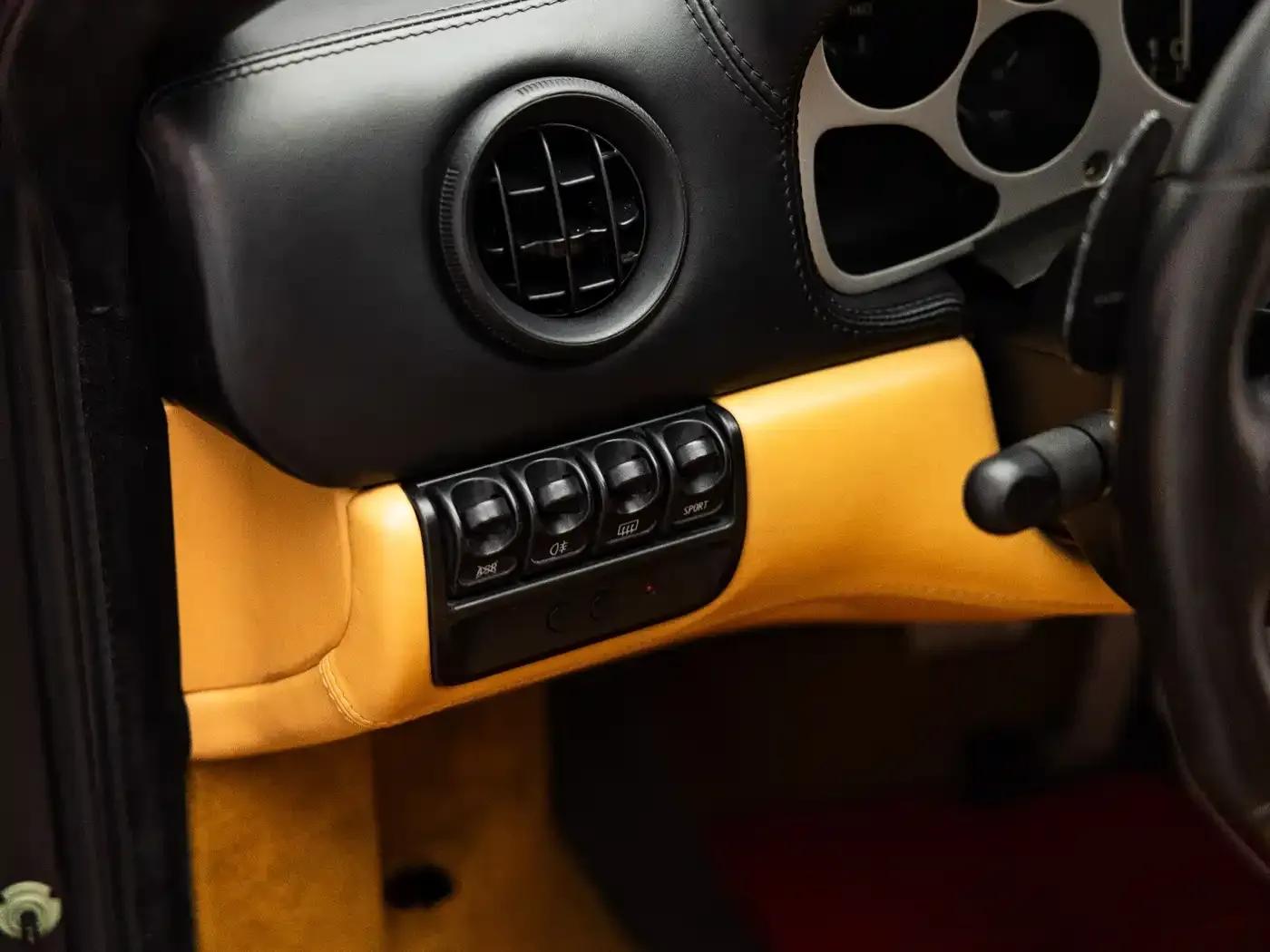 Ferrari 360 2004 Modena 3.6 — миниатюра 11