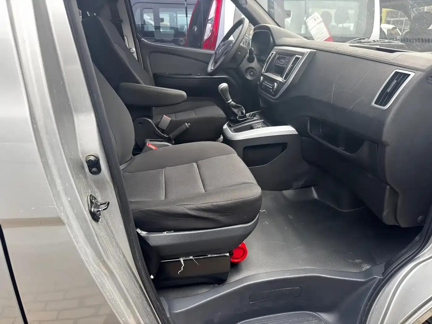 Fengjing G5 2024 2.0L Gasoline Commercial Vehicle Edition with 5/6 Seats and Bright Windows (DAN20L) — миниатюра 8
