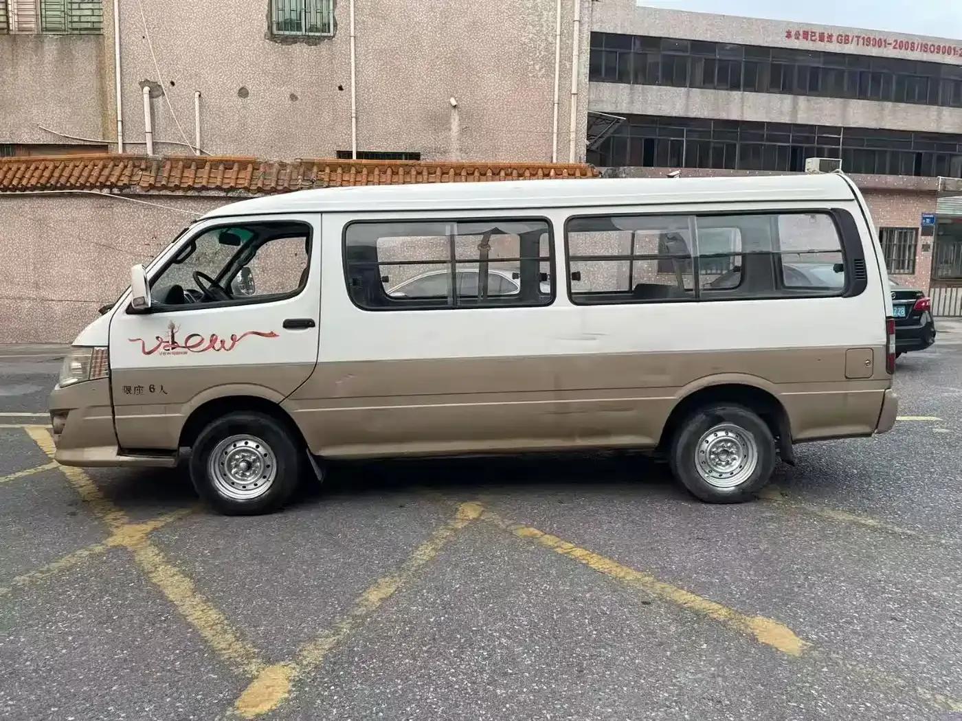 Foton View 2016 2.0L View Express Edition Long Wheelbase Low Roof 4Q20M1 — миниатюра 4