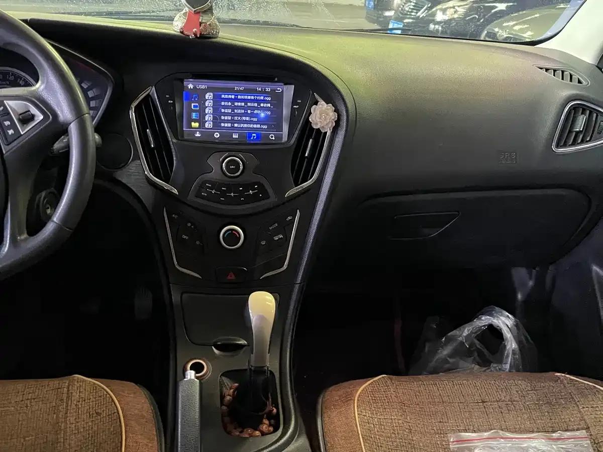 Trumpchi GA3S Vision 2014 1.6L Manual Deluxe Edition — миниатюра 8