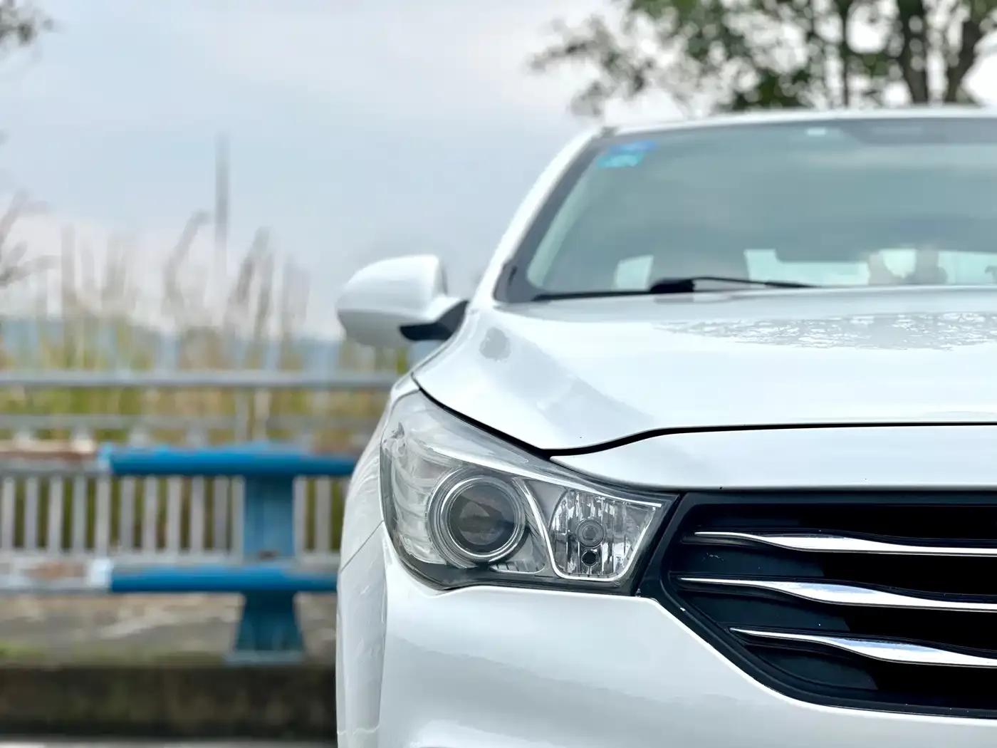 Trumpchi GA3S Vision 2014 1.6L Automatic Luxury ESP Edition — миниатюра 5