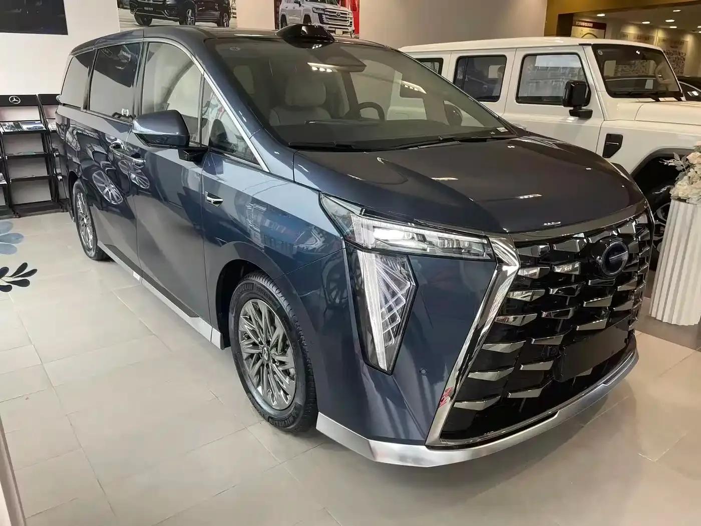 Trumpchi Aspiration M8 2025 Qiankun Series Ultra First Class — миниатюра 3