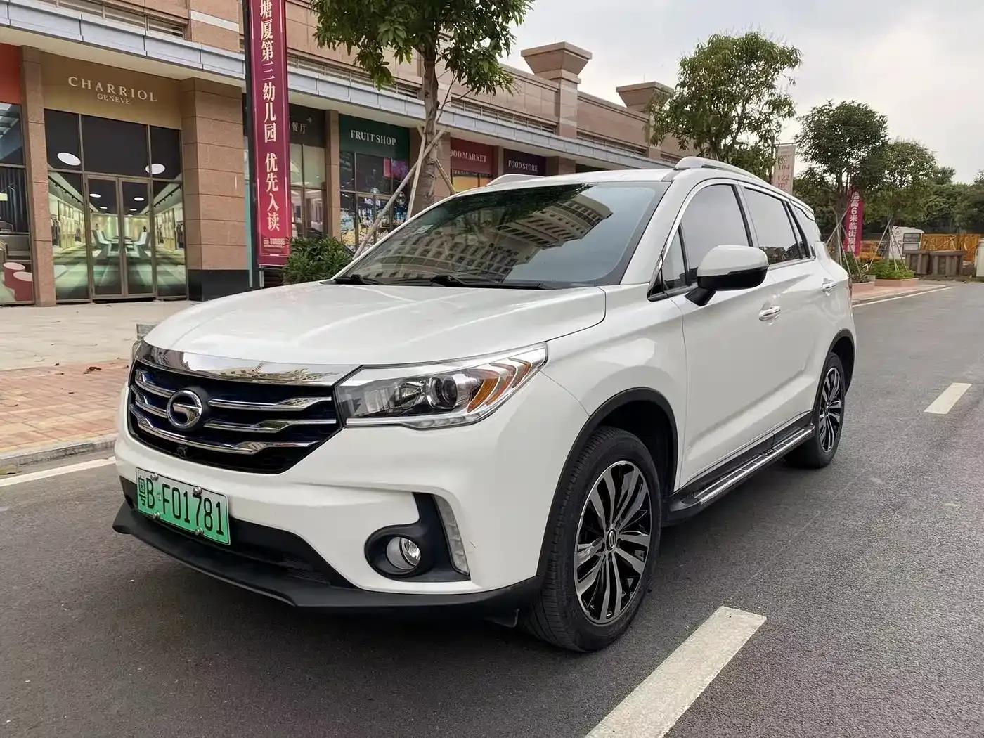 Trumpchi GS4 New Energy 2017 1.5L PHEV Premium Edition — миниатюра 1