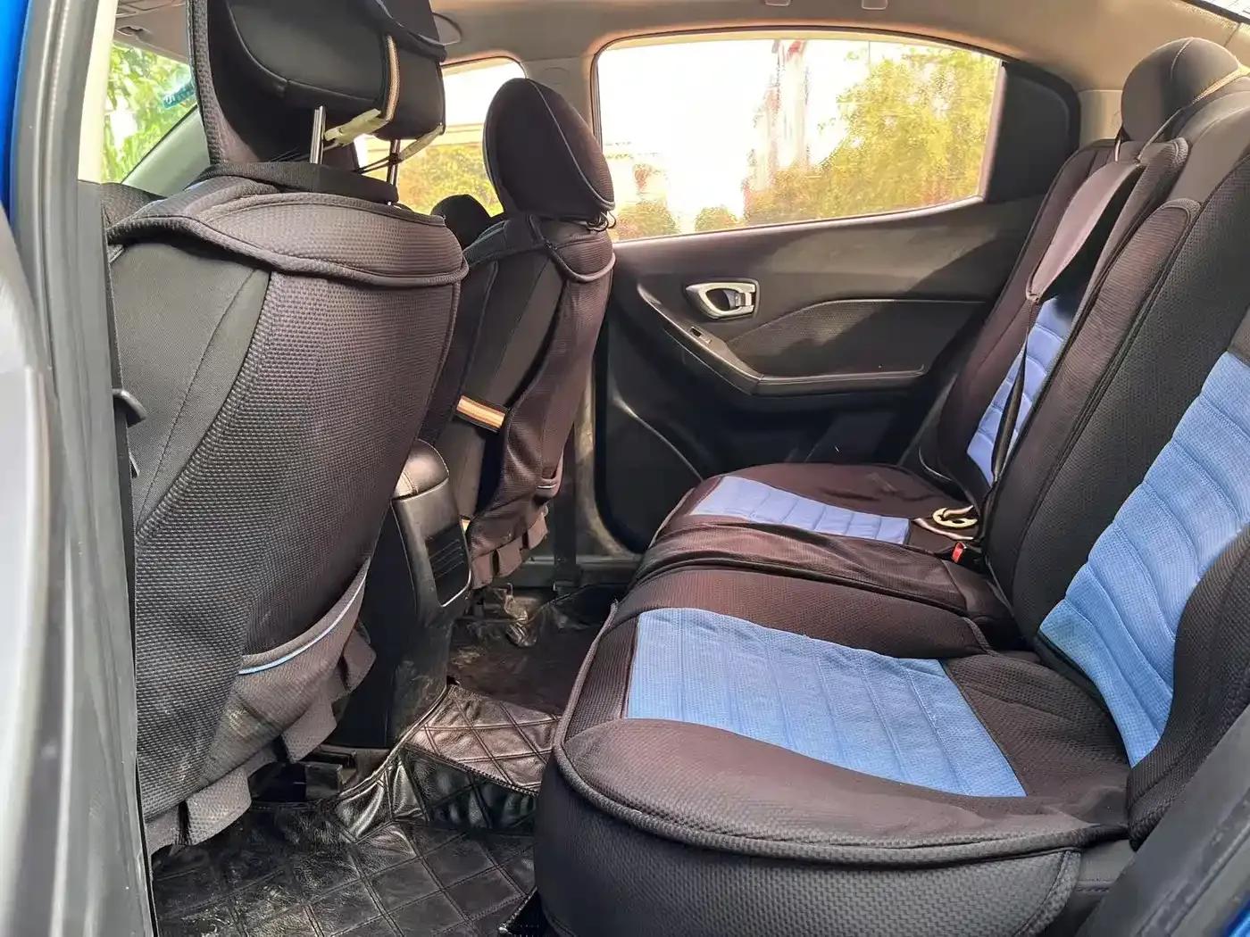 Trumpchi GA3 2013 1.6L Manual Deluxe Edition — миниатюра 6