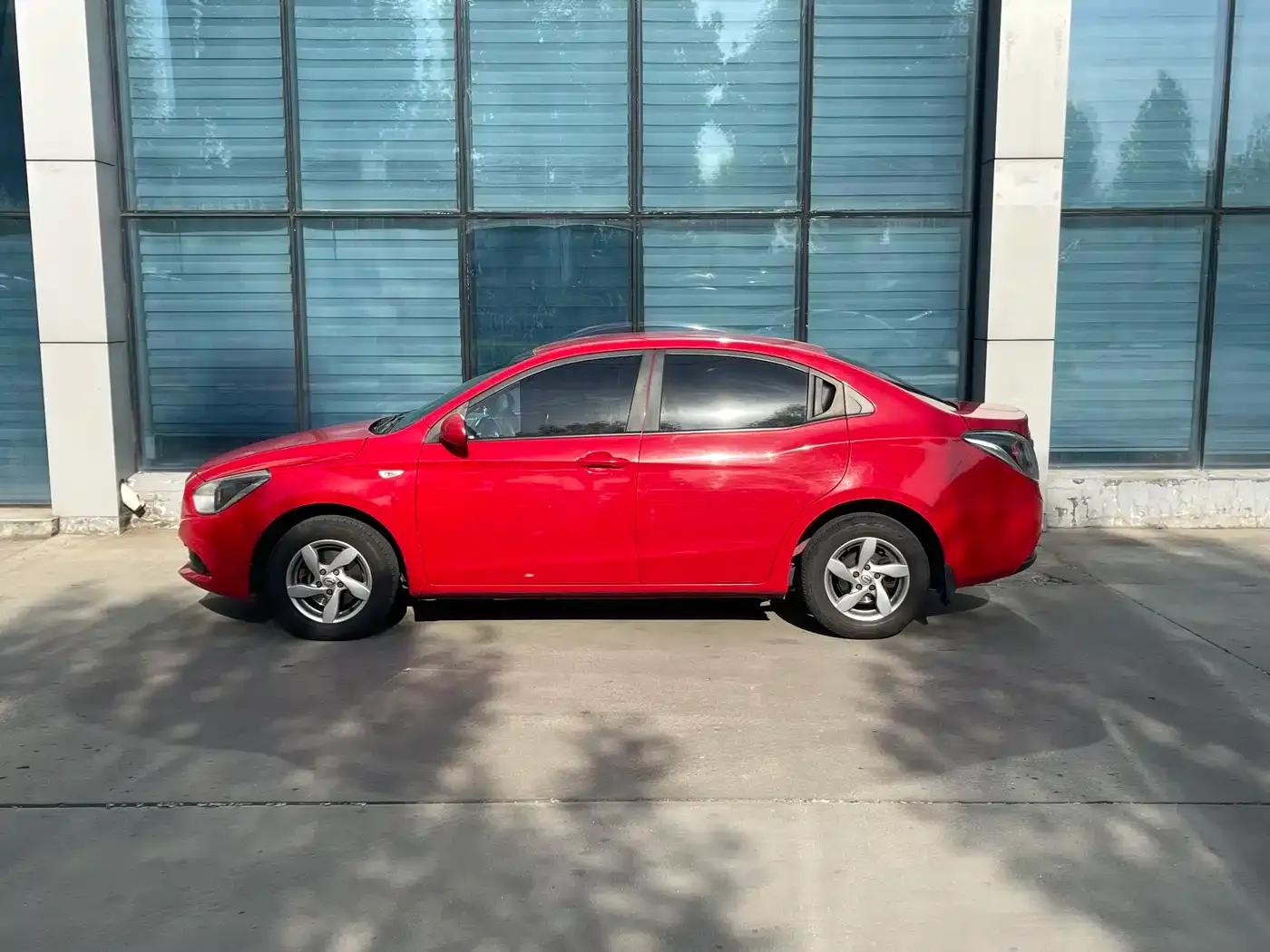 Trumpchi GA3 2013 1.6L Manual Elite Edition — миниатюра 3