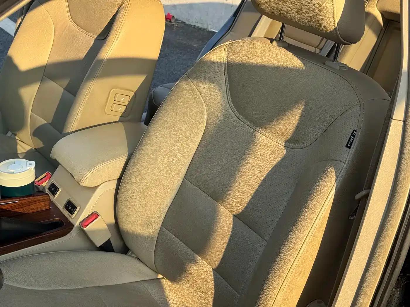 Trumpchi GA5 2012 1.8L Automatic Premium Edition — миниатюра 17
