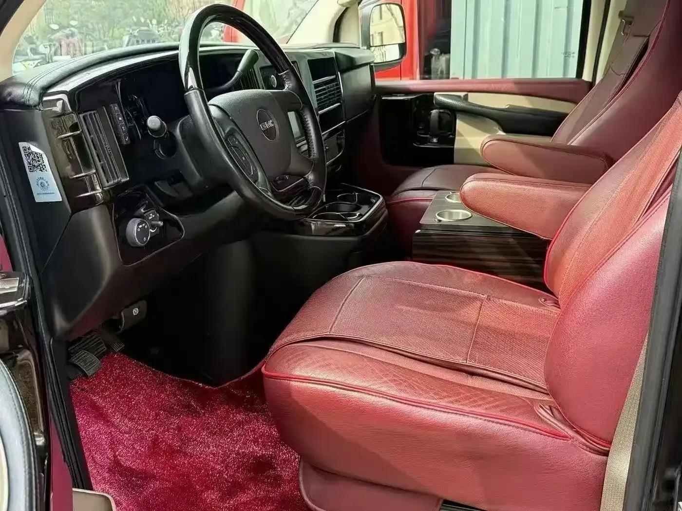 2015 SAVANA 5.3L AWD Executive Edition — миниатюра 8
