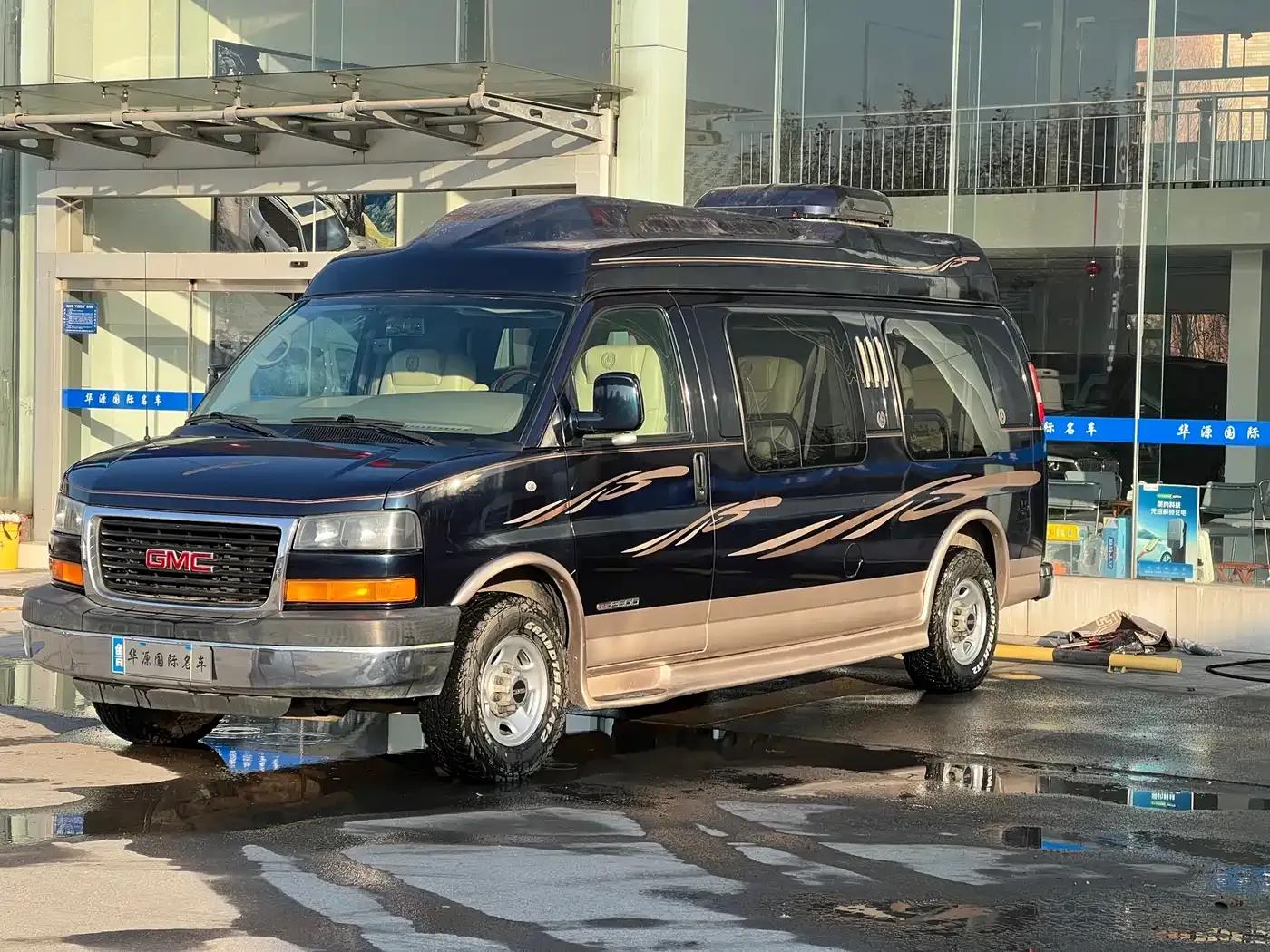 2005 SAVANA 6.0L Automatic — миниатюра 3