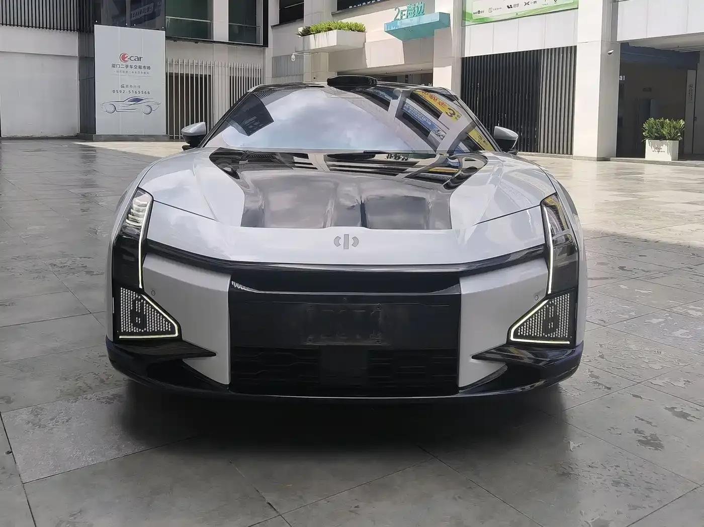 HiPhi Z 2023 City Edition (4-seater) — миниатюра 2