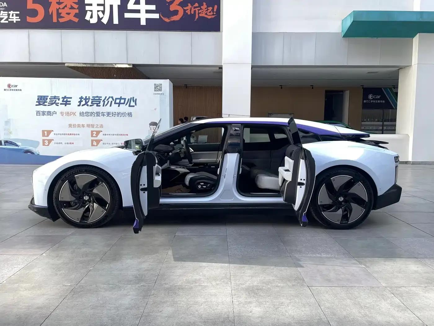 HiPhi Z 2023 Five-Seat Version — миниатюра 7
