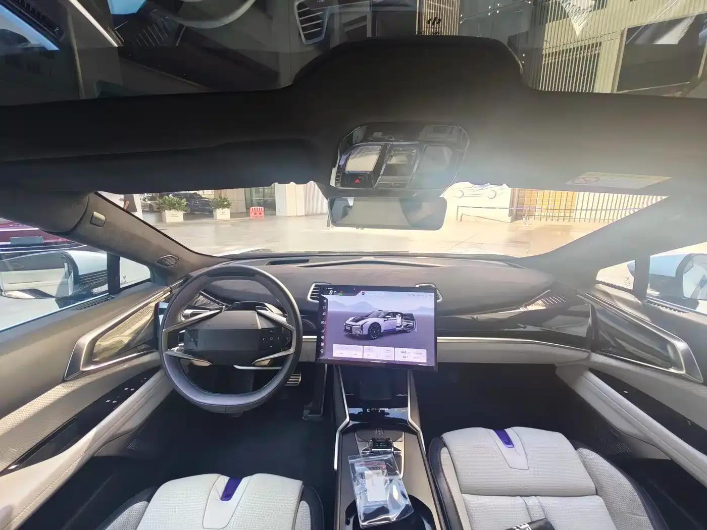 HiPhi Z 2023 Five-Seat Version — миниатюра 6