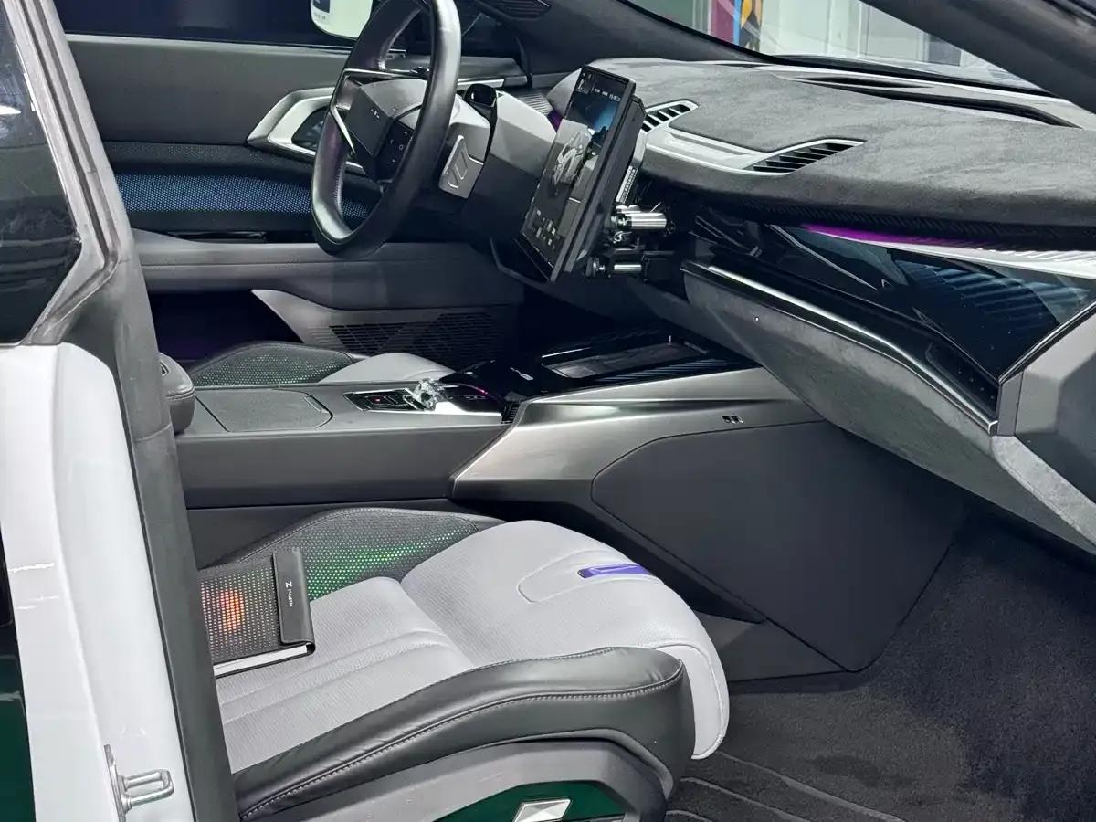 HiPhi Z 2023 Five-Seat Version — миниатюра 14
