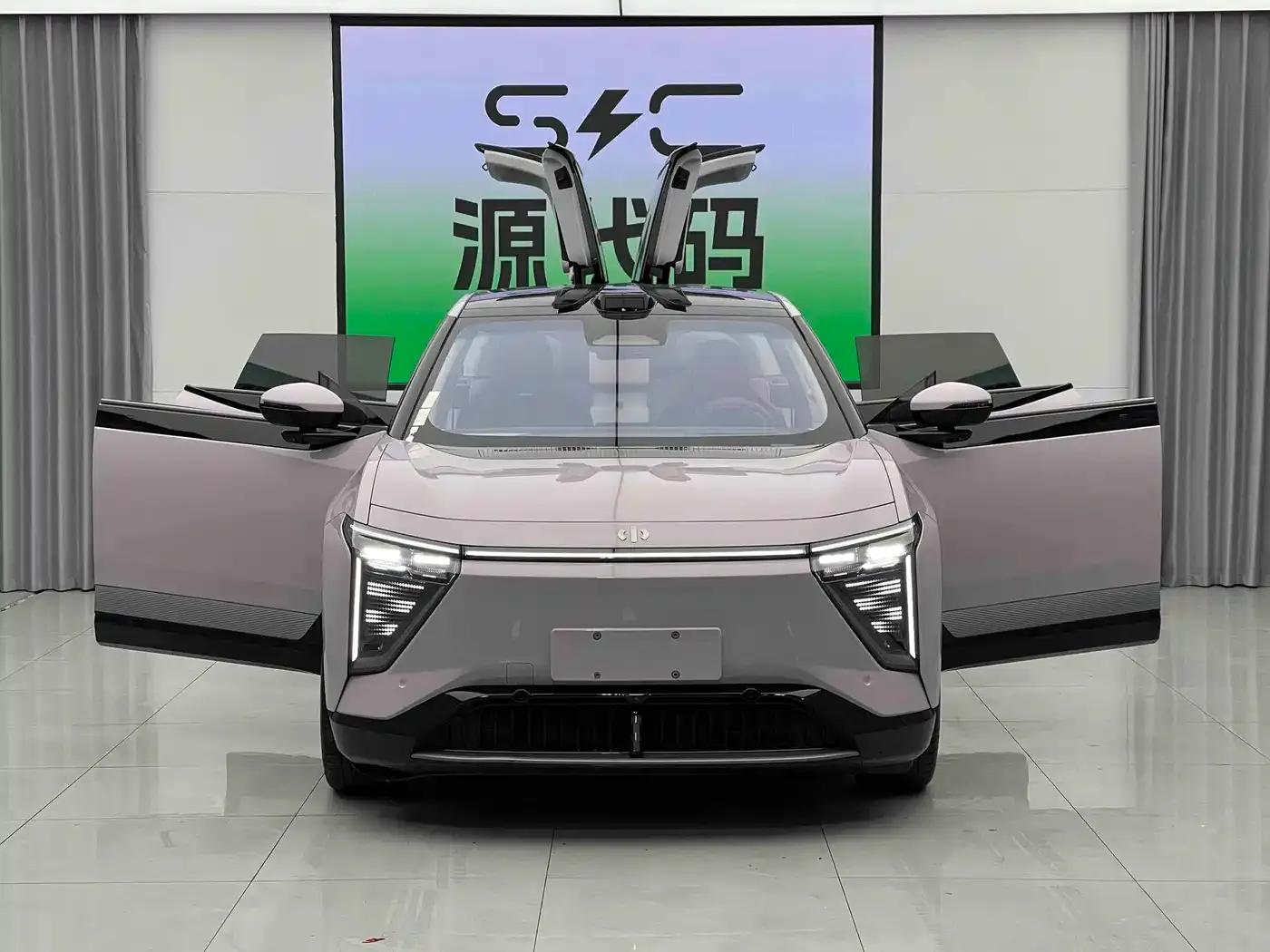 HiPhi Y 2023 560km Elite Edition — миниатюра 1
