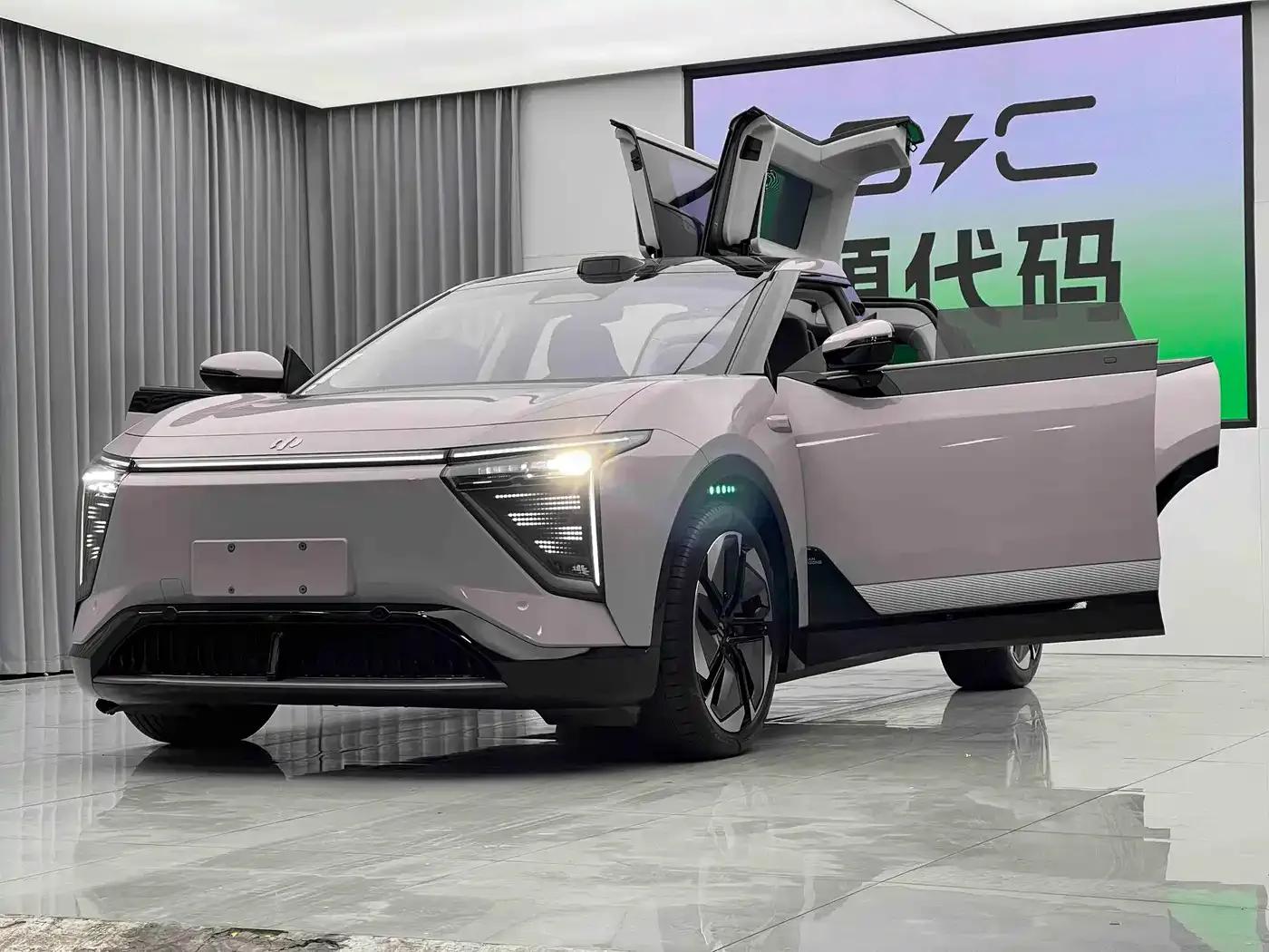 HiPhi Y 2023 560km Elite Edition — миниатюра 3