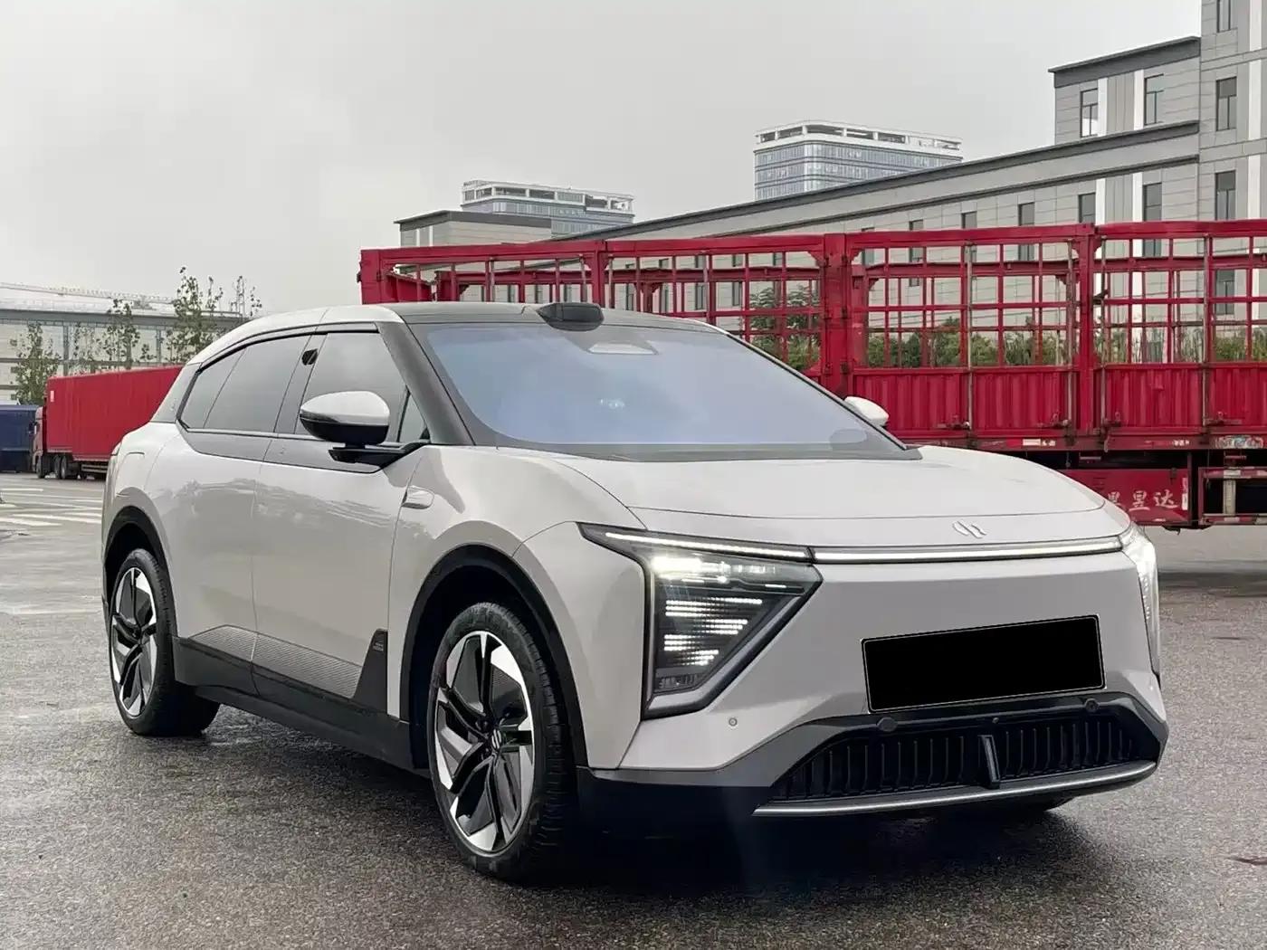 HiPhi Y 2023 560km Elite Edition — миниатюра 3