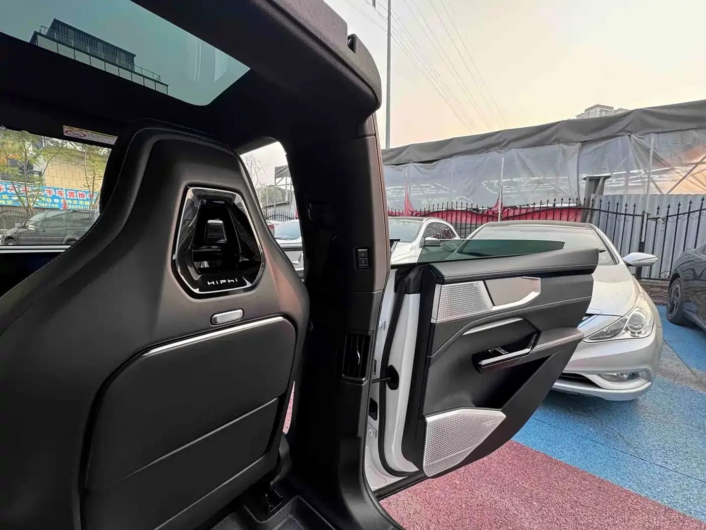 HiPhi Y 2023 560km Pioneer Edition — миниатюра 12
