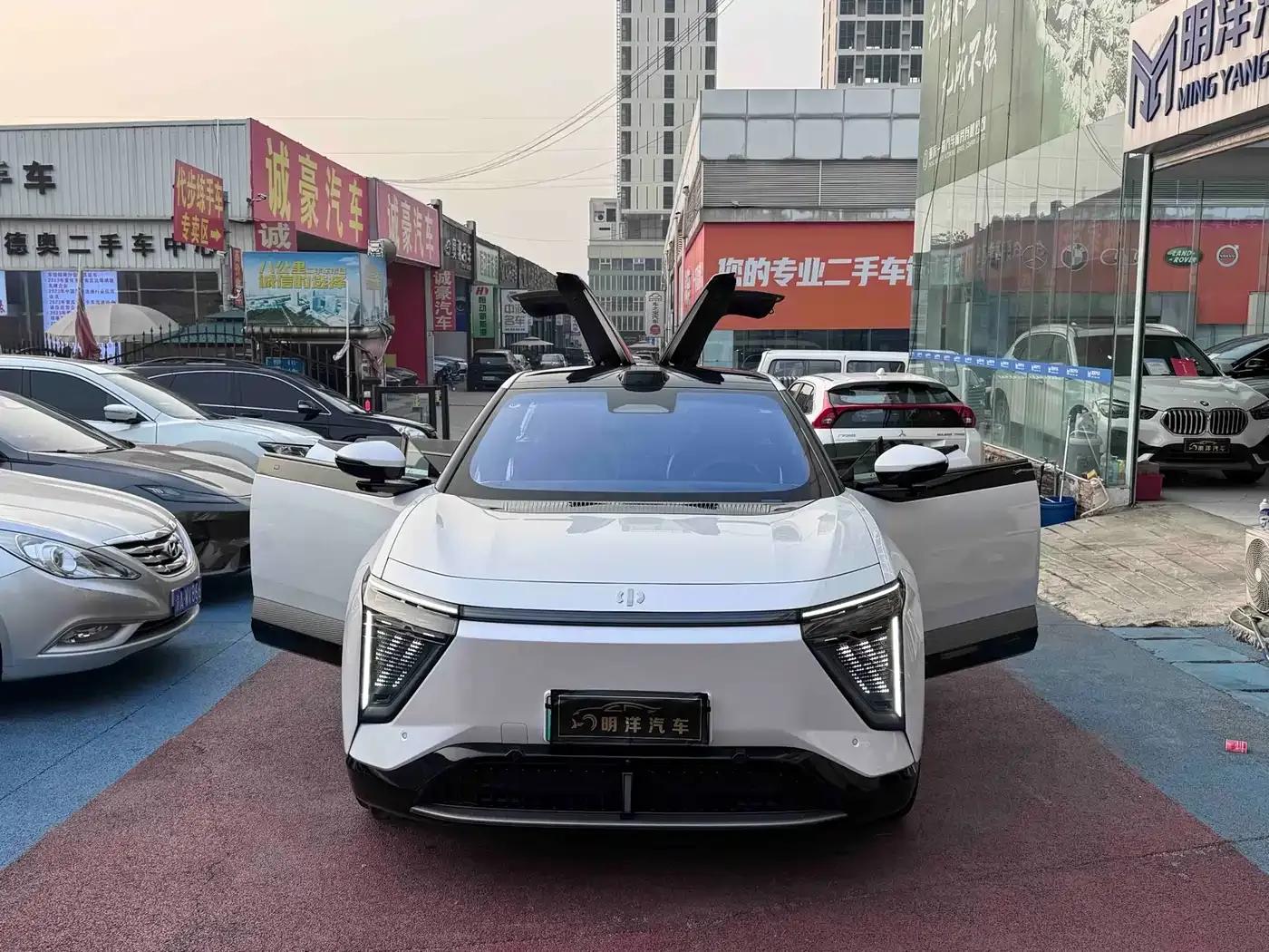 HiPhi Y 2023 560km Pioneer Edition — миниатюра 5