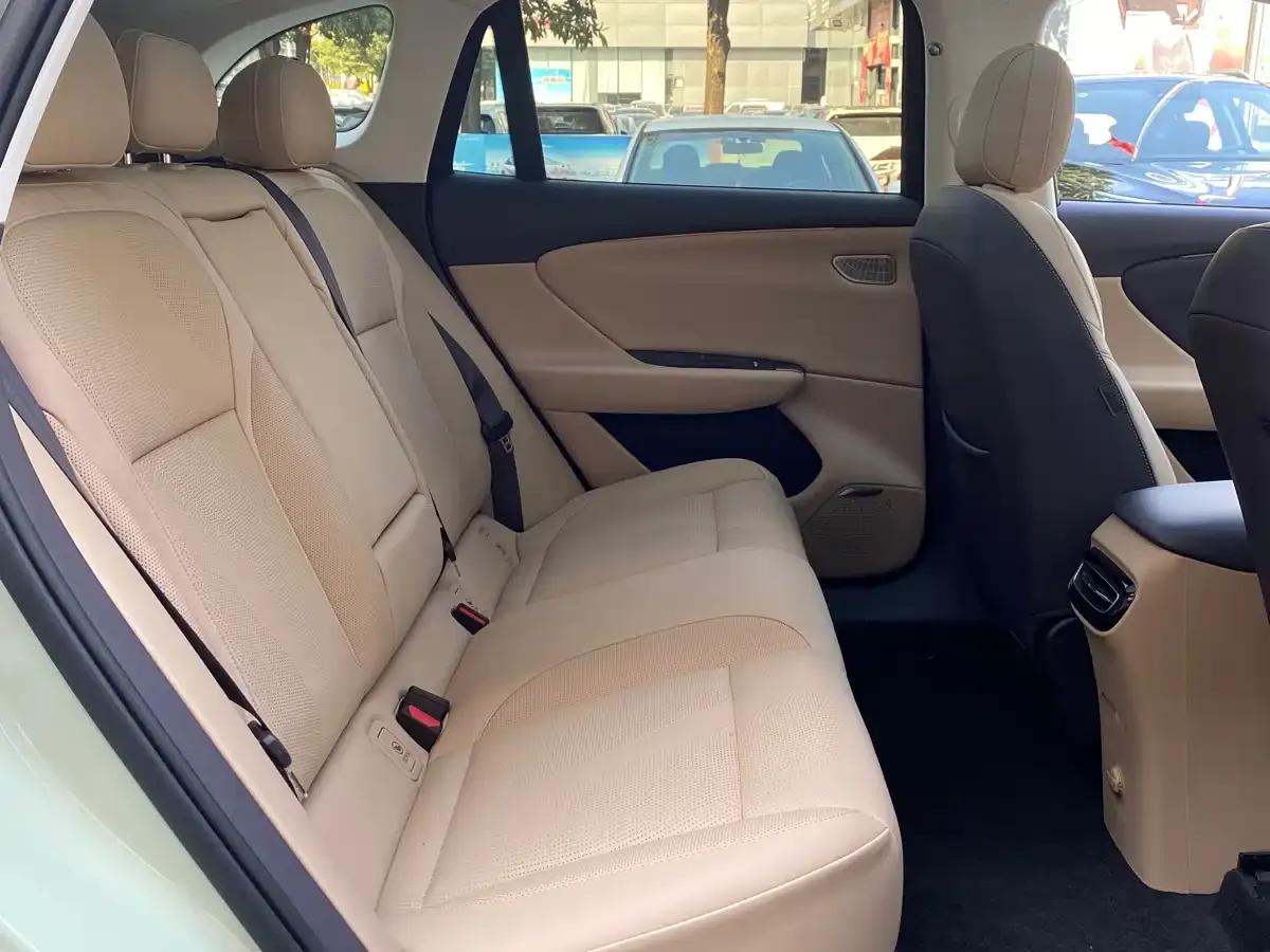 Hongqi Tiangong 06 2025 Model 520 Smart Selection Edition — миниатюра 10