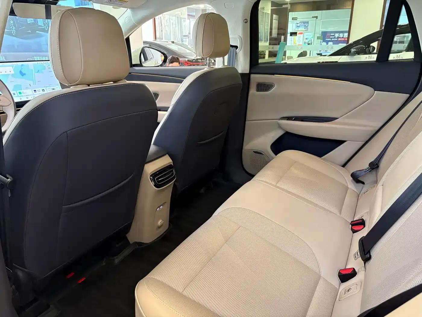 Hongqi Tiangong 06 2025 Model 520 Smart Selection Edition — миниатюра 7