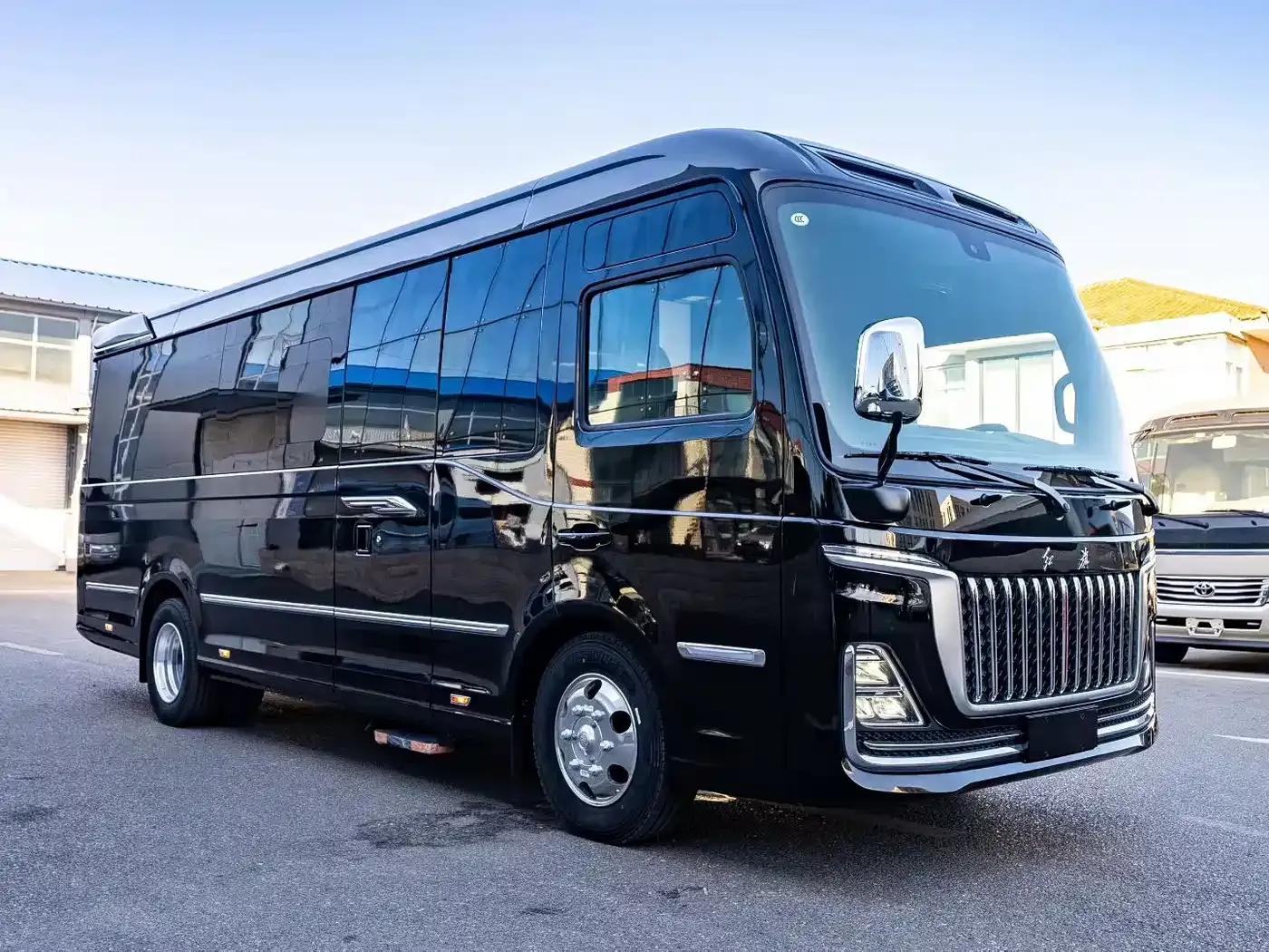 Hongqi Golden Sunflower Guoyue 2024 3.0T Flagship Edition 17-seater — миниатюра 1