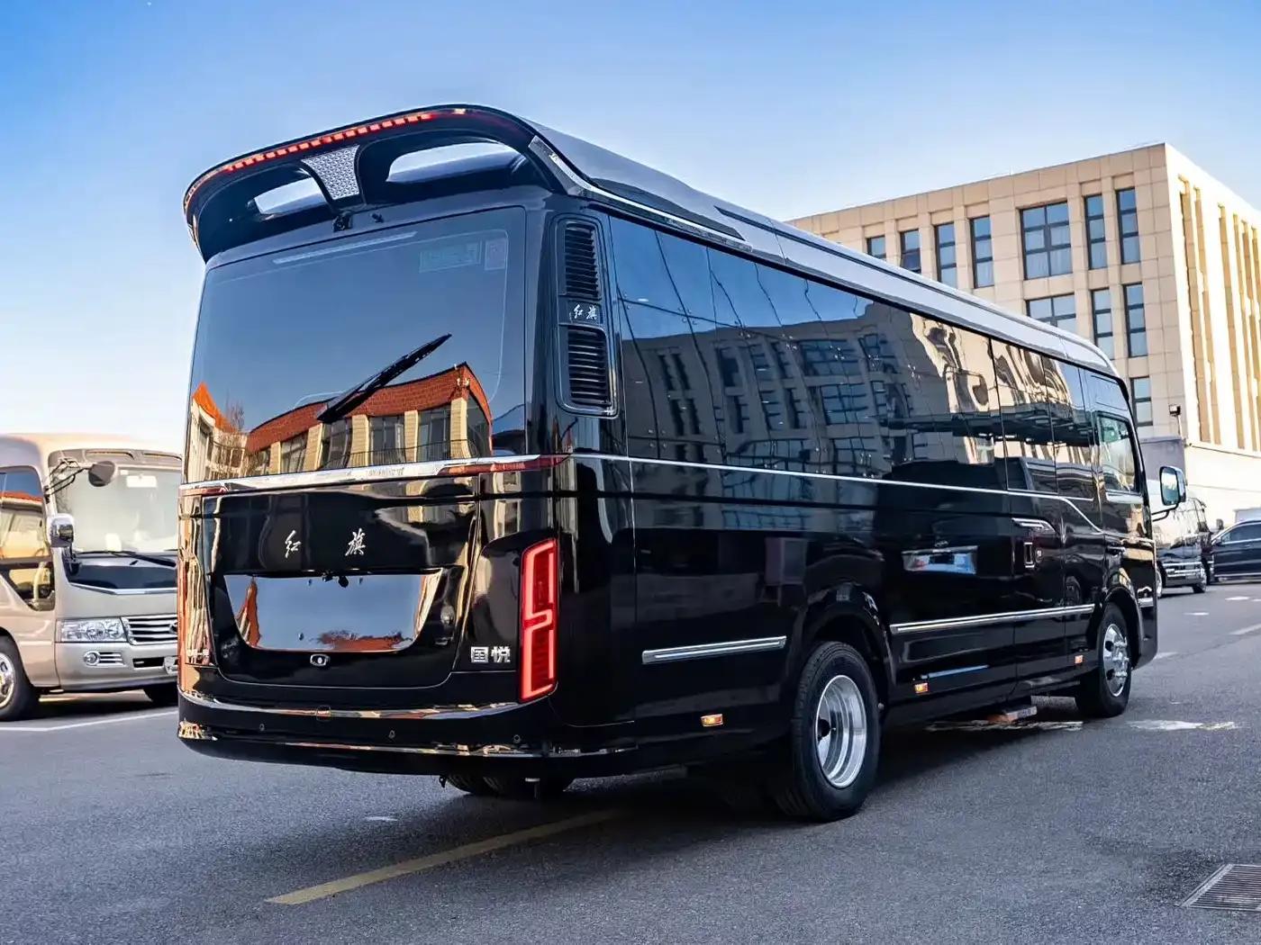 Hongqi Golden Sunflower Guoyue 2024 3.0T Flagship Edition 17-seater — миниатюра 2