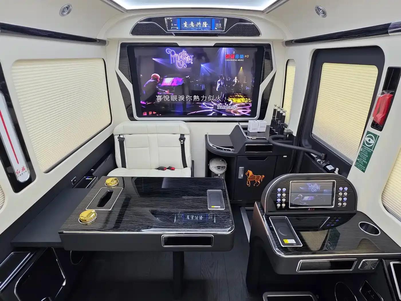 Hongqi Golden Sunflower Guoyue 2024 3.0T Flagship Edition 17-seater — миниатюра 4
