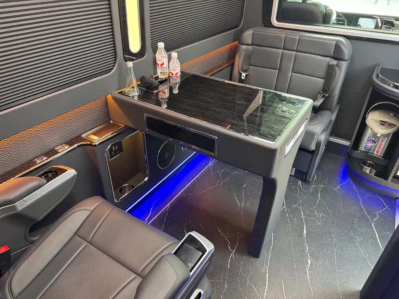 Hongqi Golden Sunflower Guoyue 2025 Model 3.0T Automatic — миниатюра 33