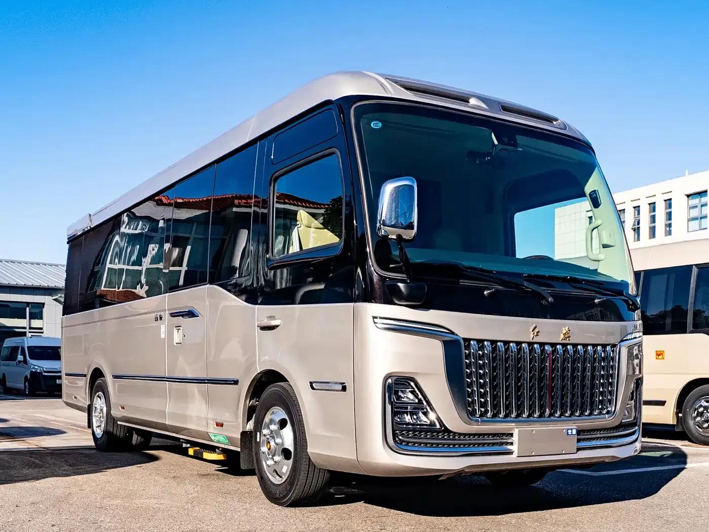 Hongqi Golden Sunflower Guoyue 2024 3.0T Luxury Edition 17-seater — миниатюра 1