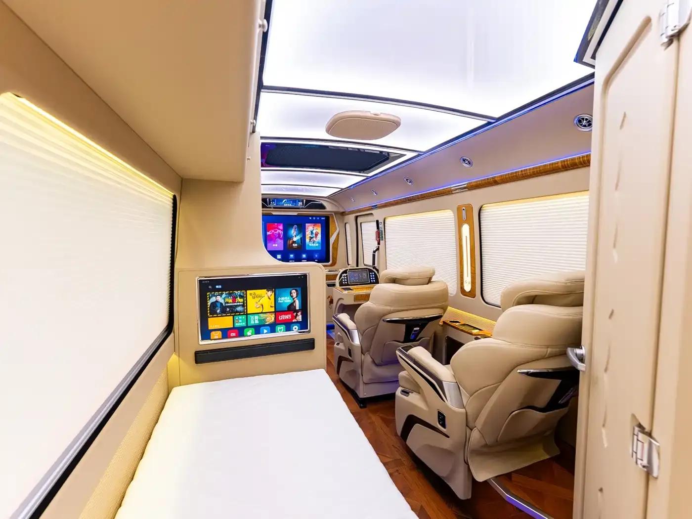 Hongqi Golden Sunflower Guoyue 2024 3.0T Luxury Edition 17-seater — миниатюра 14