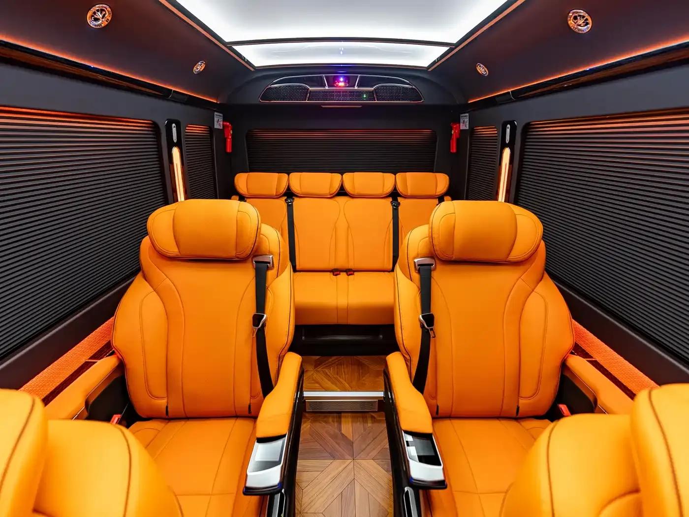 Hongqi Golden Sunflower Guoyue 2024 3.0T Flagship Edition 17-seater — миниатюра 12