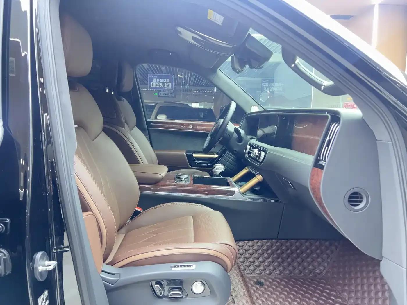 Hongqi Golden Sunflower National Glory 2022 4.0T Elegant Flagship Edition 6-seater — миниатюра 6