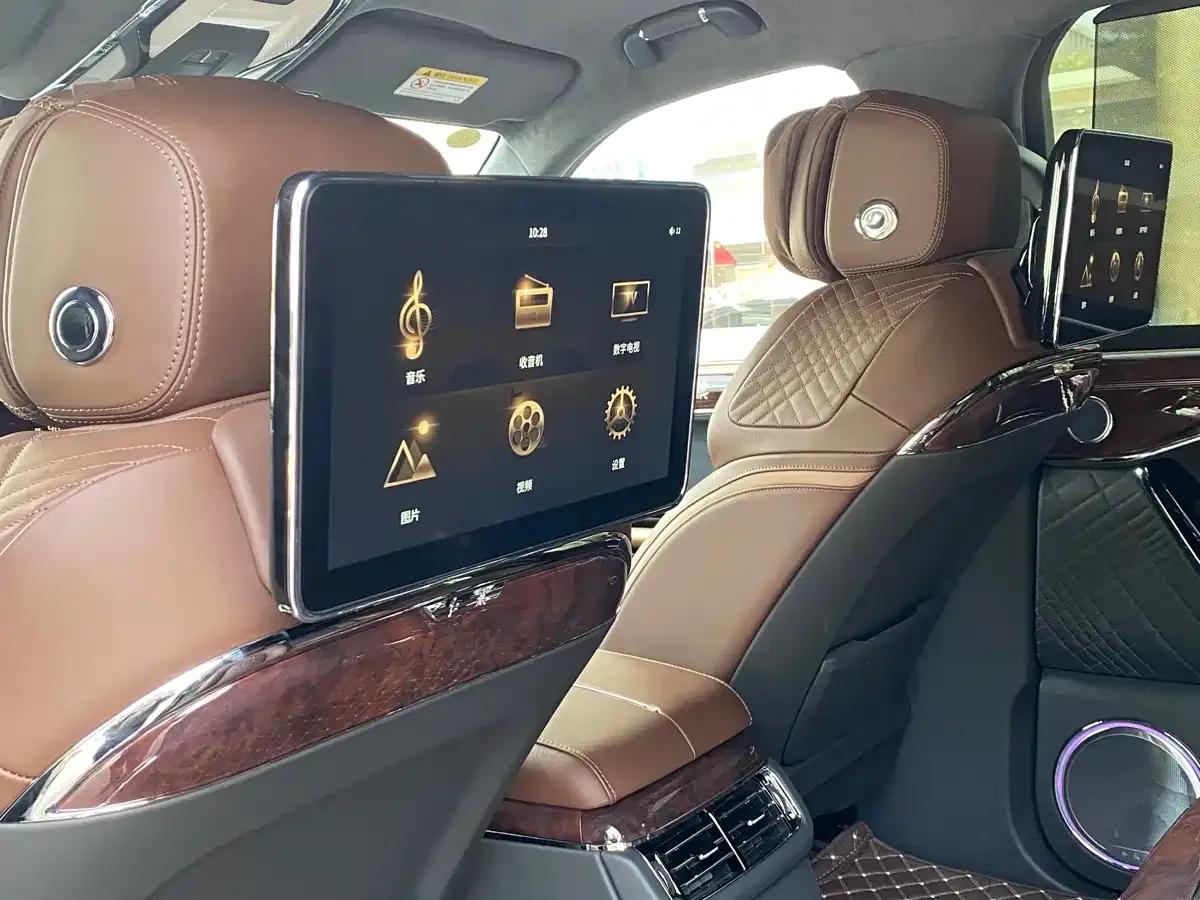 Hongqi Golden Sunflower National Glory 2022 4.0T Premium Flagship Edition 4-seater — миниатюра 17