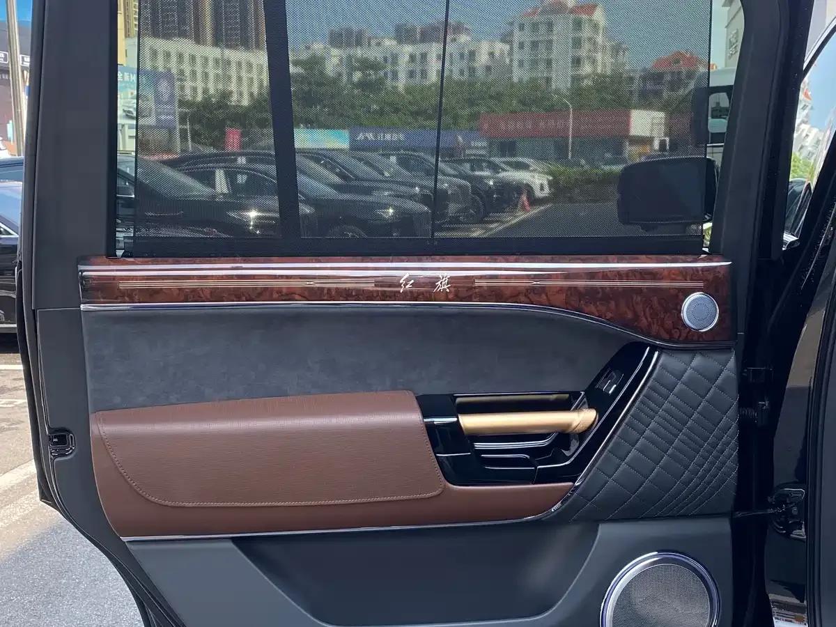 Hongqi Golden Sunflower National Glory 2022 4.0T Premium Flagship Edition 4-seater — миниатюра 18