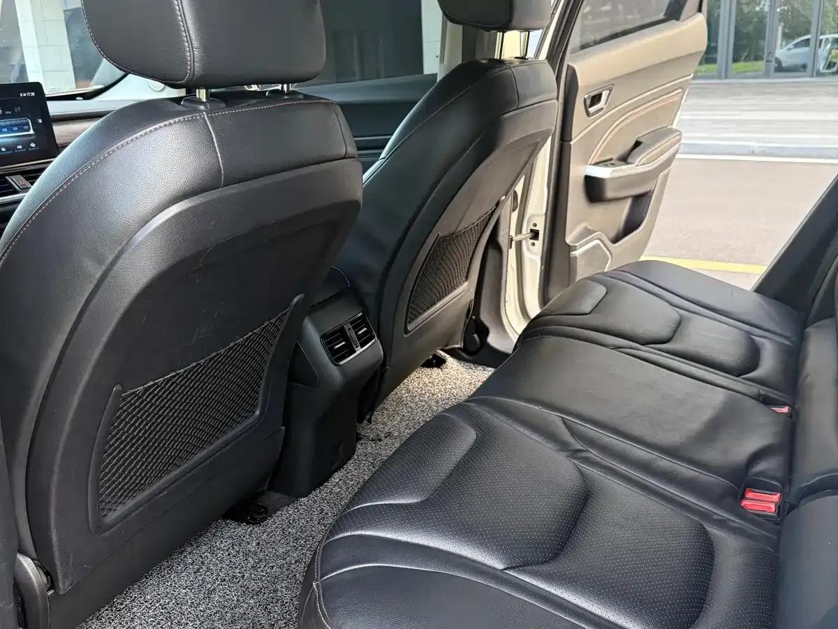 Hongqi E-HS3 2019 Intelligent Flagship Two-Wheel Drive Edition — миниатюра 12