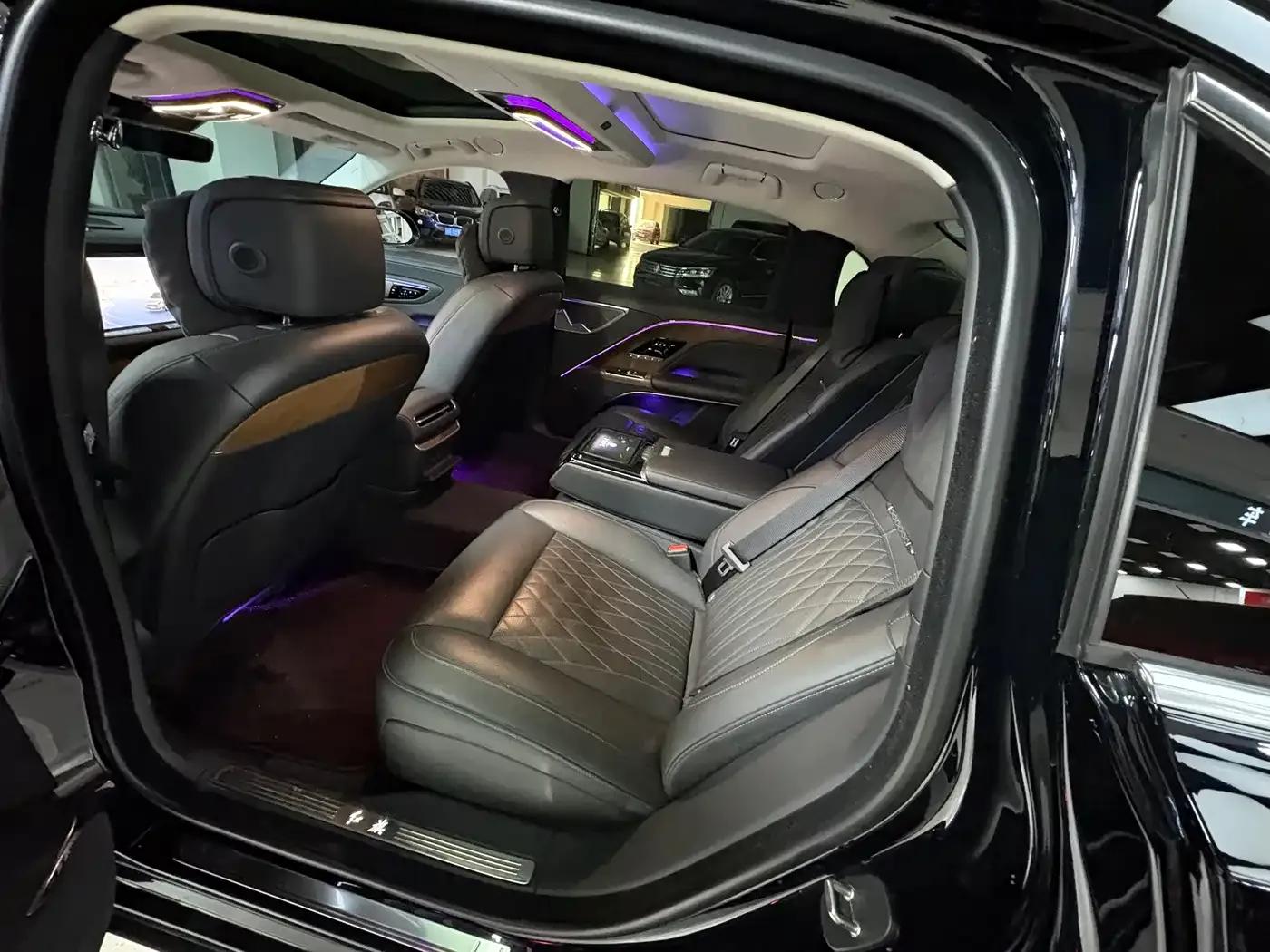Hongqi Golden Sunflower Elegant 2024 Model 3.0T V6 — миниатюра 6