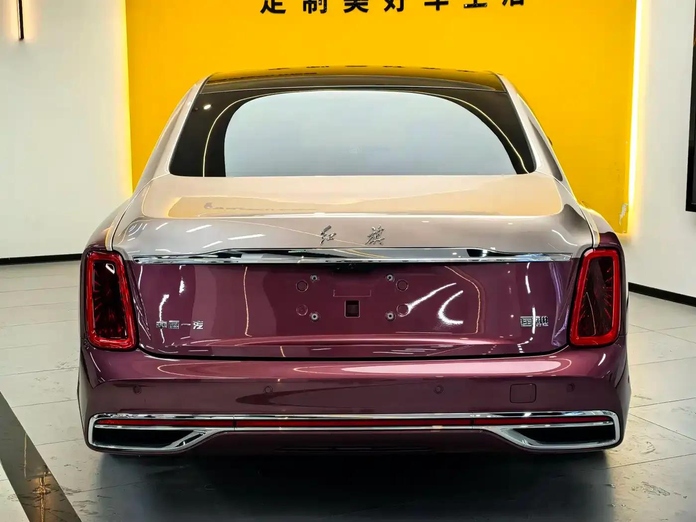 Hongqi Golden Sunflower Elegant 2024 Model 4.0T V8 — миниатюра 28