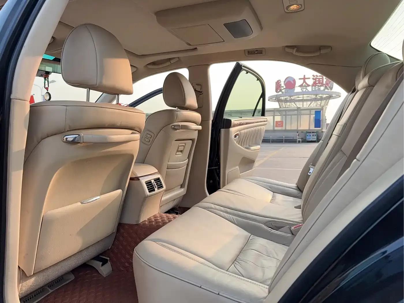 Hongqi Shengshi 2009 4.3L Elite Edition — миниатюра 11