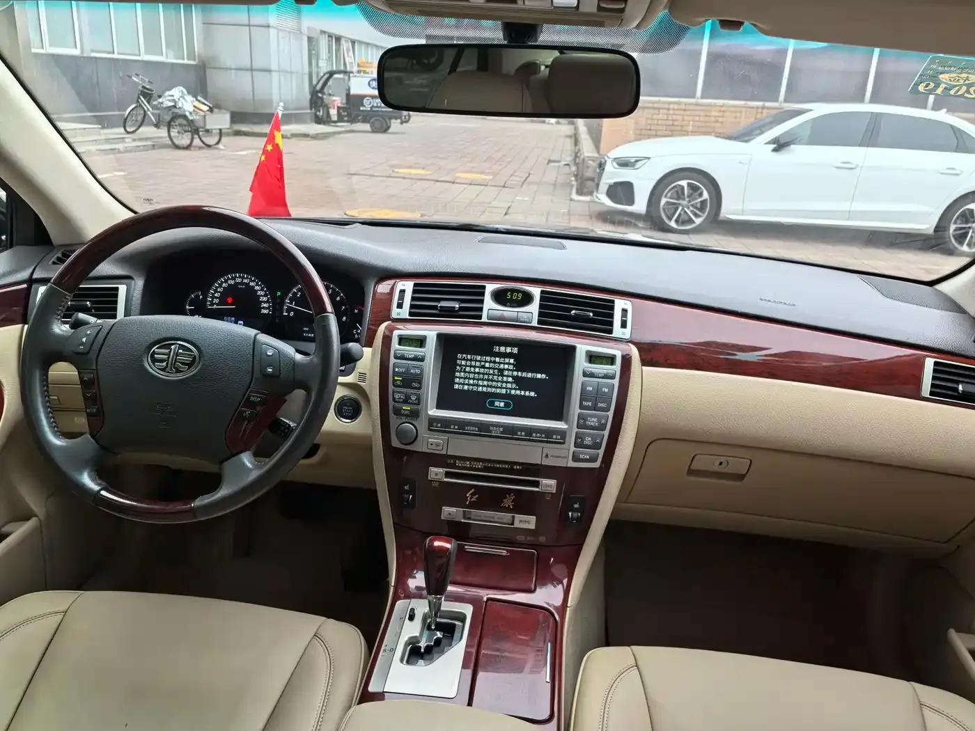 Hongqi Shengshi 2007 HQ300 Government Edition — миниатюра 11