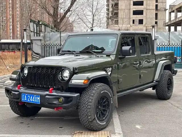 Gladiator 2022 3.6L First Edition