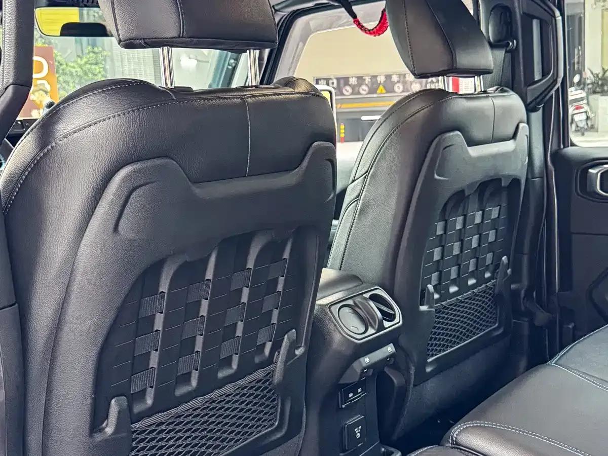 Jeep Wrangler Neo 2021 4-Door 2.0T 4xe Rubicon — миниатюра 13