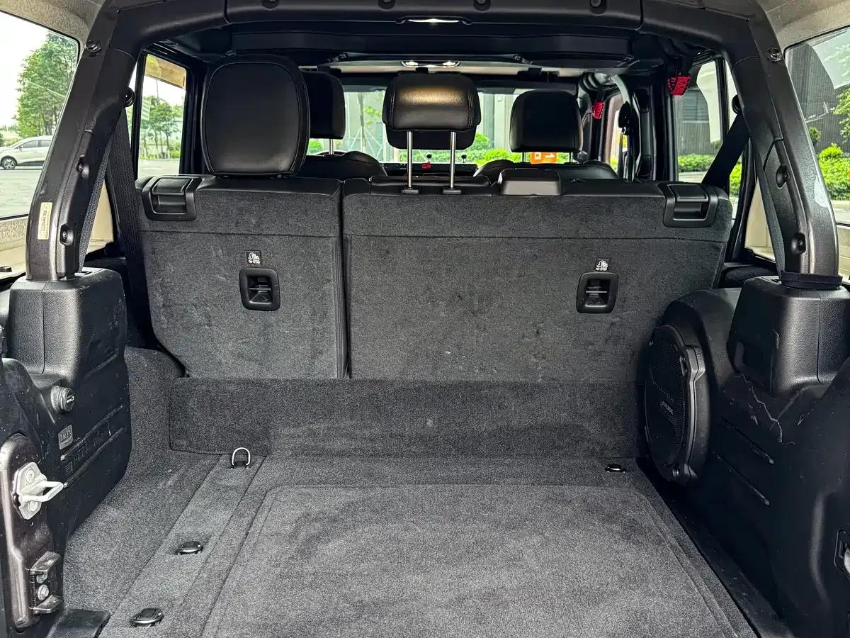 Jeep Wrangler Neo 2021 4-Door 2.0T 4xe Rubicon — миниатюра 15
