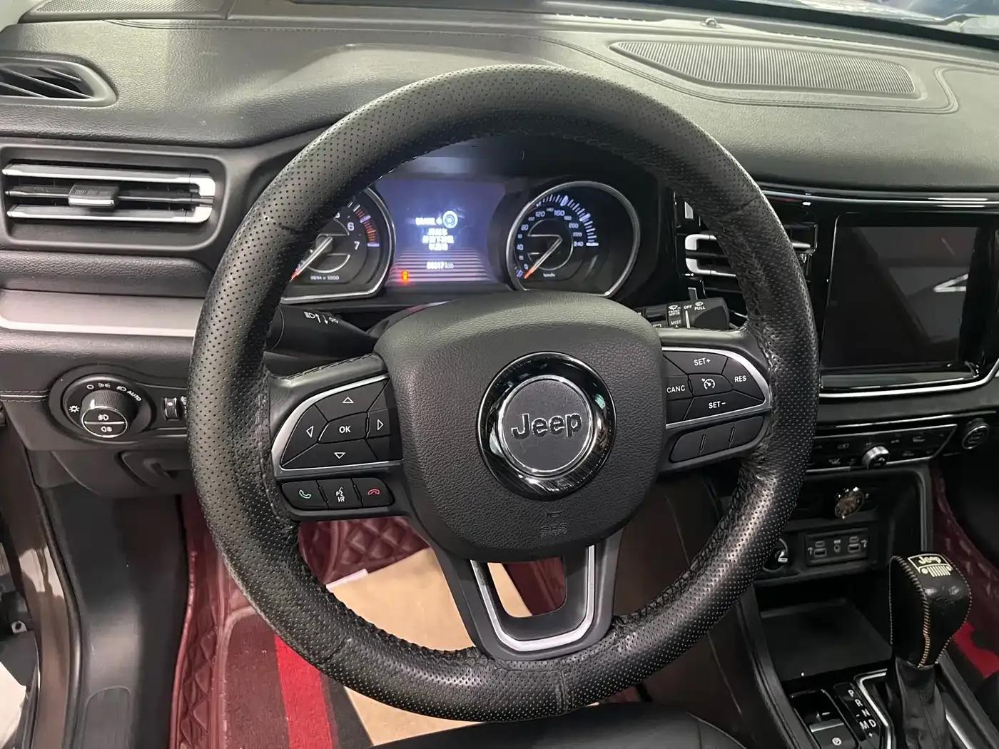 Commander 2018 2.0T 2WD Enjoy Edition (National V Emission Standard) — миниатюра 28