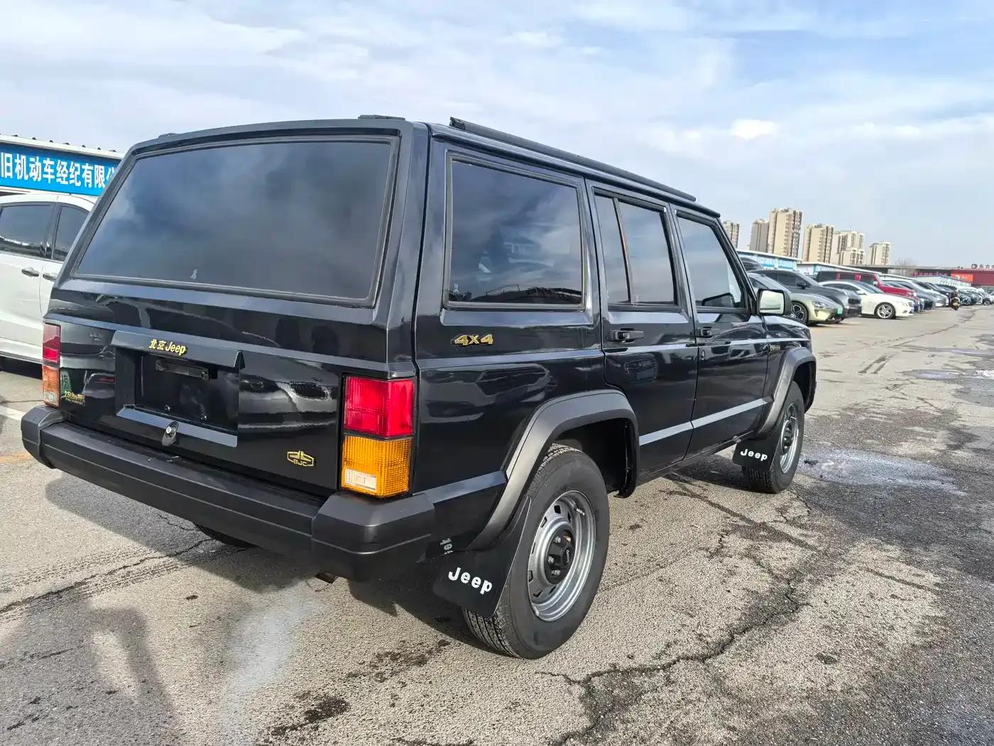 Beijing Jeep 95 2.5L 4WD — миниатюра 3