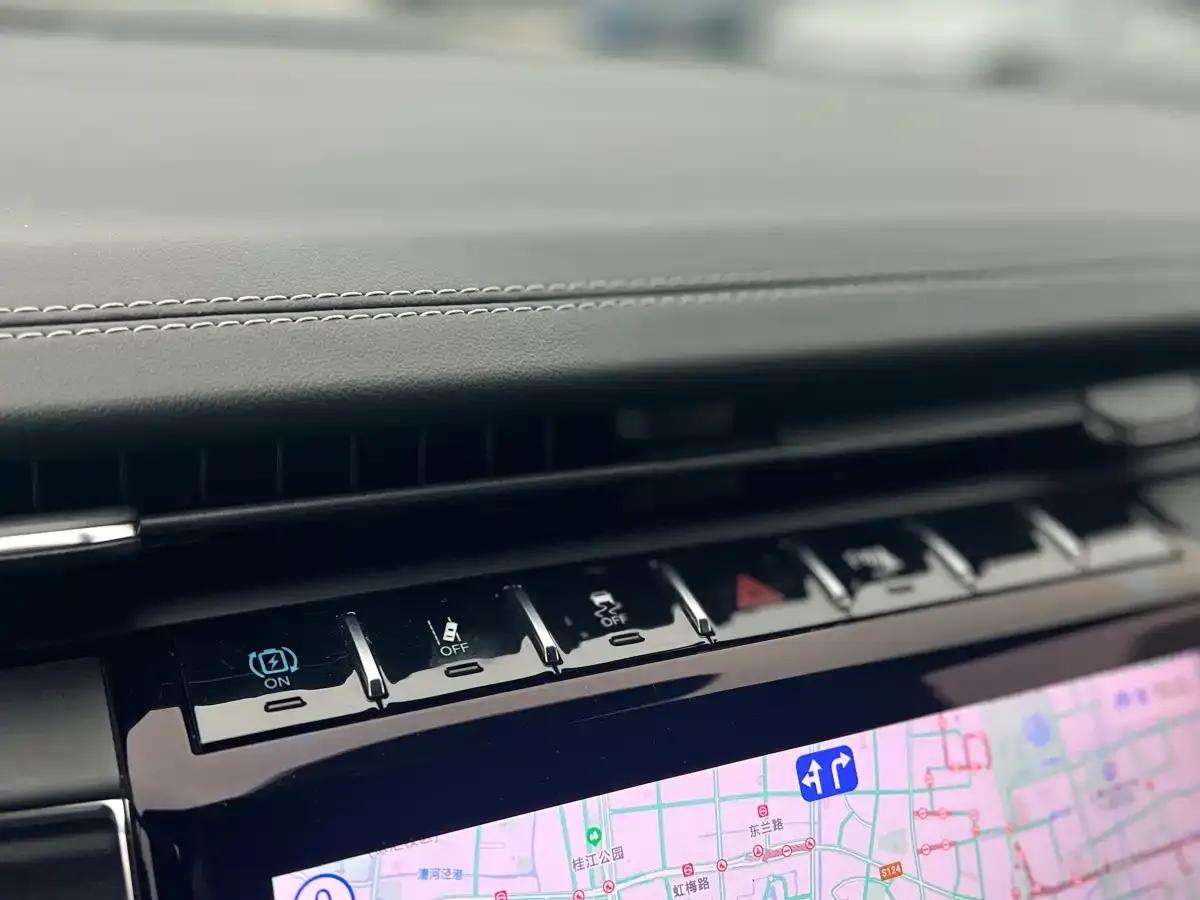 2023 Jeep Grand Cherokee 4xe Imported Model 4xe Peak Edition — миниатюра 14