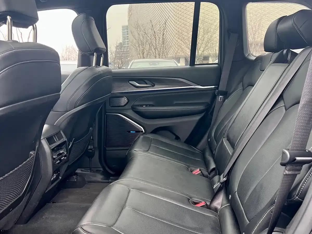 2023 Jeep Grand Cherokee 4xe Imported Model 4xe Peak Edition — миниатюра 23