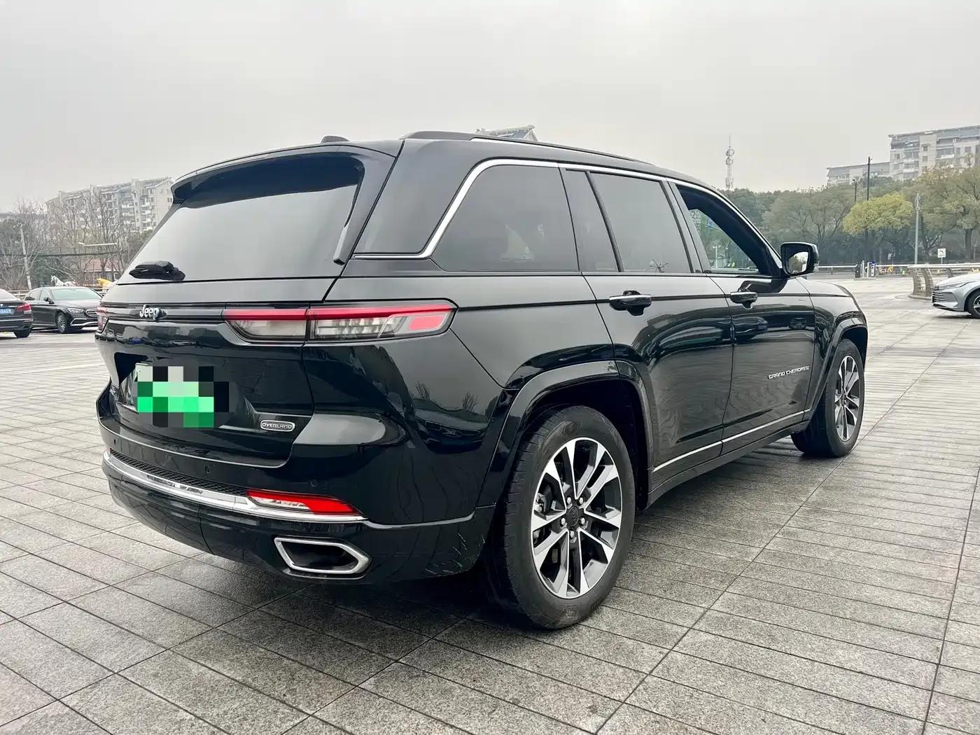 2023 Jeep Grand Cherokee 4xe Imported Model 4xe Peak Edition — миниатюра 4