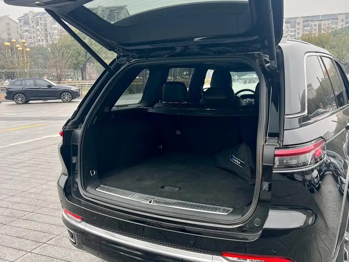 2023 Jeep Grand Cherokee 4xe Imported Model 4xe Peak Edition — миниатюра 7