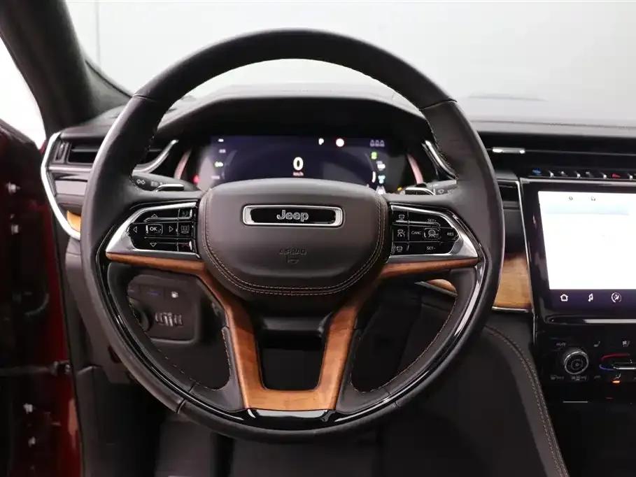 2023 Jeep Grand Cherokee 4xe (Imported) 4xe Premium Edition — миниатюра 14